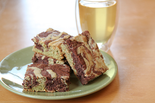 Dark and White Chocolate Genmaicha Brownies