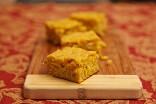 Tropical cornbread with pineapple