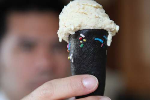 Homemade-Mini-Chocolate-Ice-Cream-Cone-Recipe-Eat-The-Love-Irvin-Lin