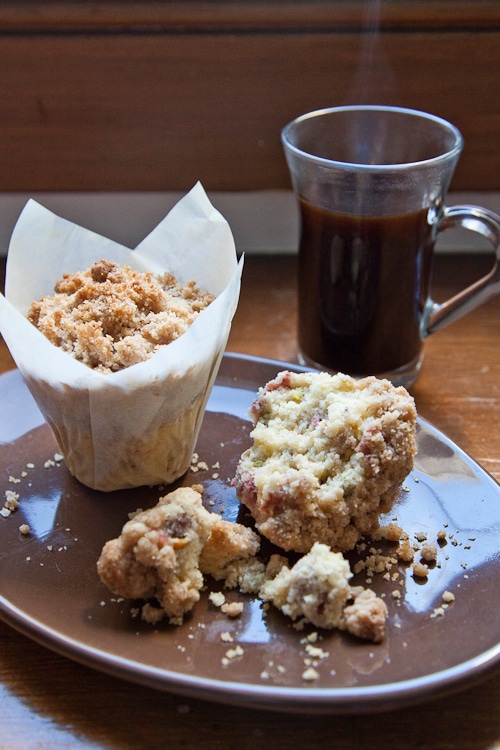 Cherry-Pistachio-Cornmeal-Streusel-Topping-Muffin-Eat-The-Love-Irvin-Lin-6