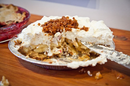DIY-Desserts-18-Reasons-Pie-Eat-the-Love-Irvin-Lin-11