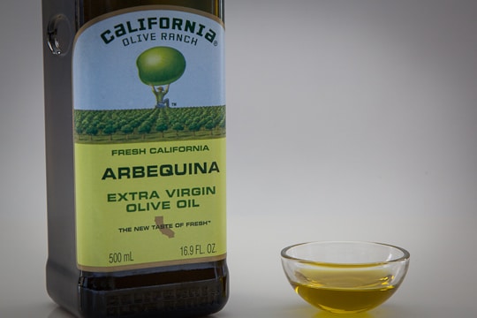 California Olive Ranch Arbequina Extra Virgin Olive Oil. Photo by Irvin Lin of Eat the Love