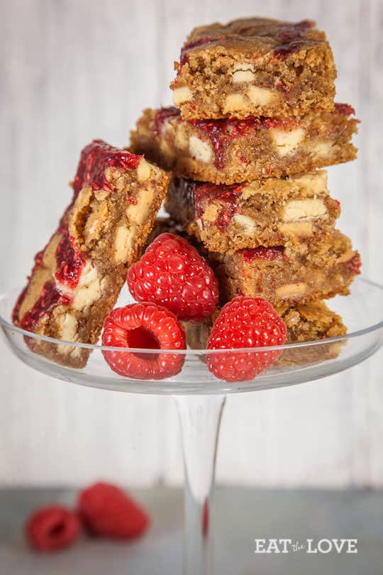 These raspberry cookie bars are easy to make utterly delicious. Photo and recipe by Irvin Lin of Eat the Love. www.eatthelove.com