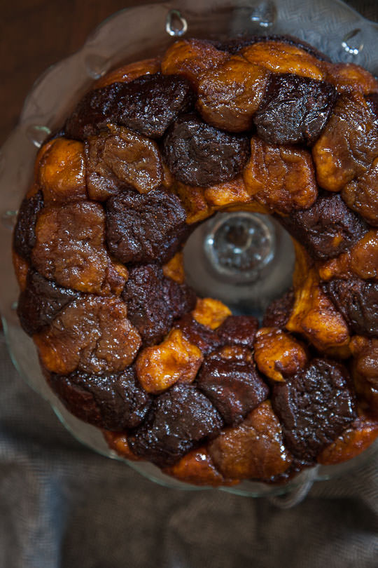Pumpkin Monkey Bread with chocolate dough chunks mixed in! Photo and recipe by Irvin Lin of Eat the Love.