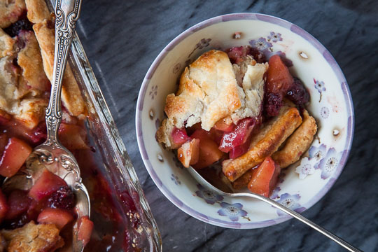 Apple  Pandowdy with Blackberries Recipe. Photo and recipe by Irvin Lin of Eat the Love.