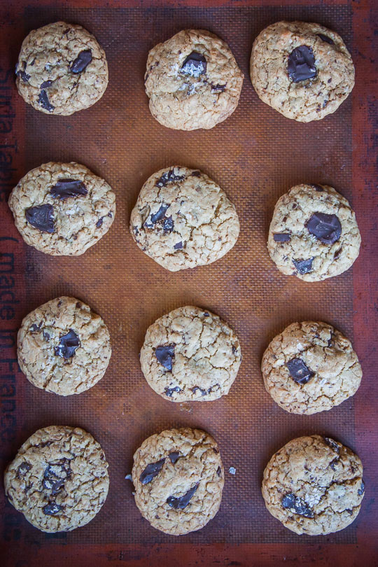 The Best Oatmeal Chocolate Chip Cookie! Photo and recipe by Irvin Lin of Eat the Love.