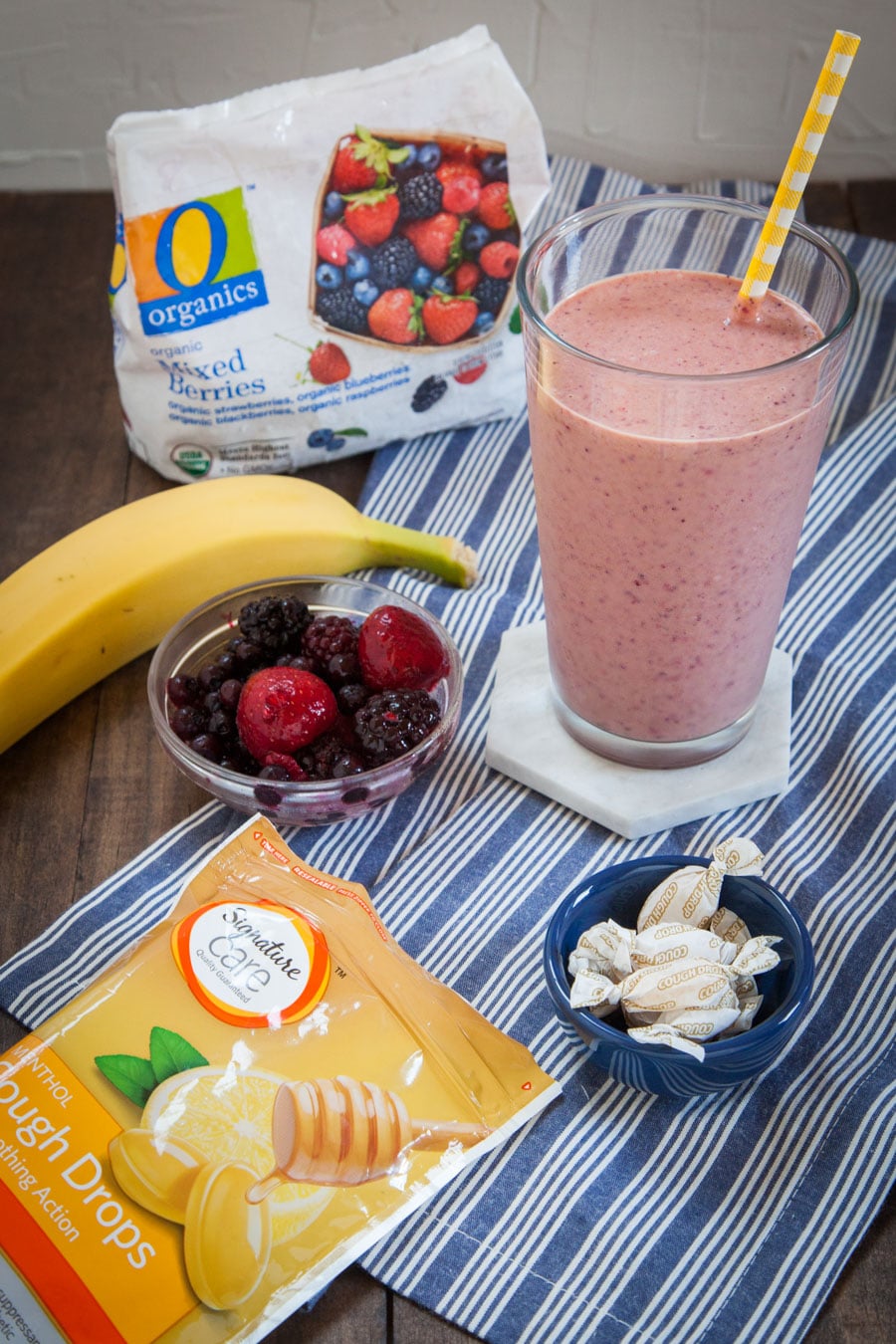 Mixed Berry Smoothie. Photo by Irvin Lin of Eat the Love.