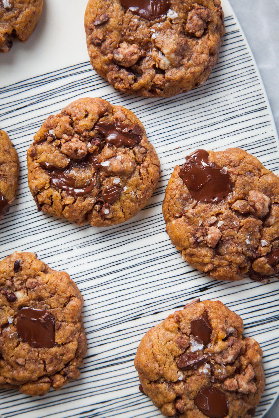 Pumpkin Chocolate Chip Cookies with Pumpkin Spice Streusel! Recipe by Irvin Lin of Eat the Love.