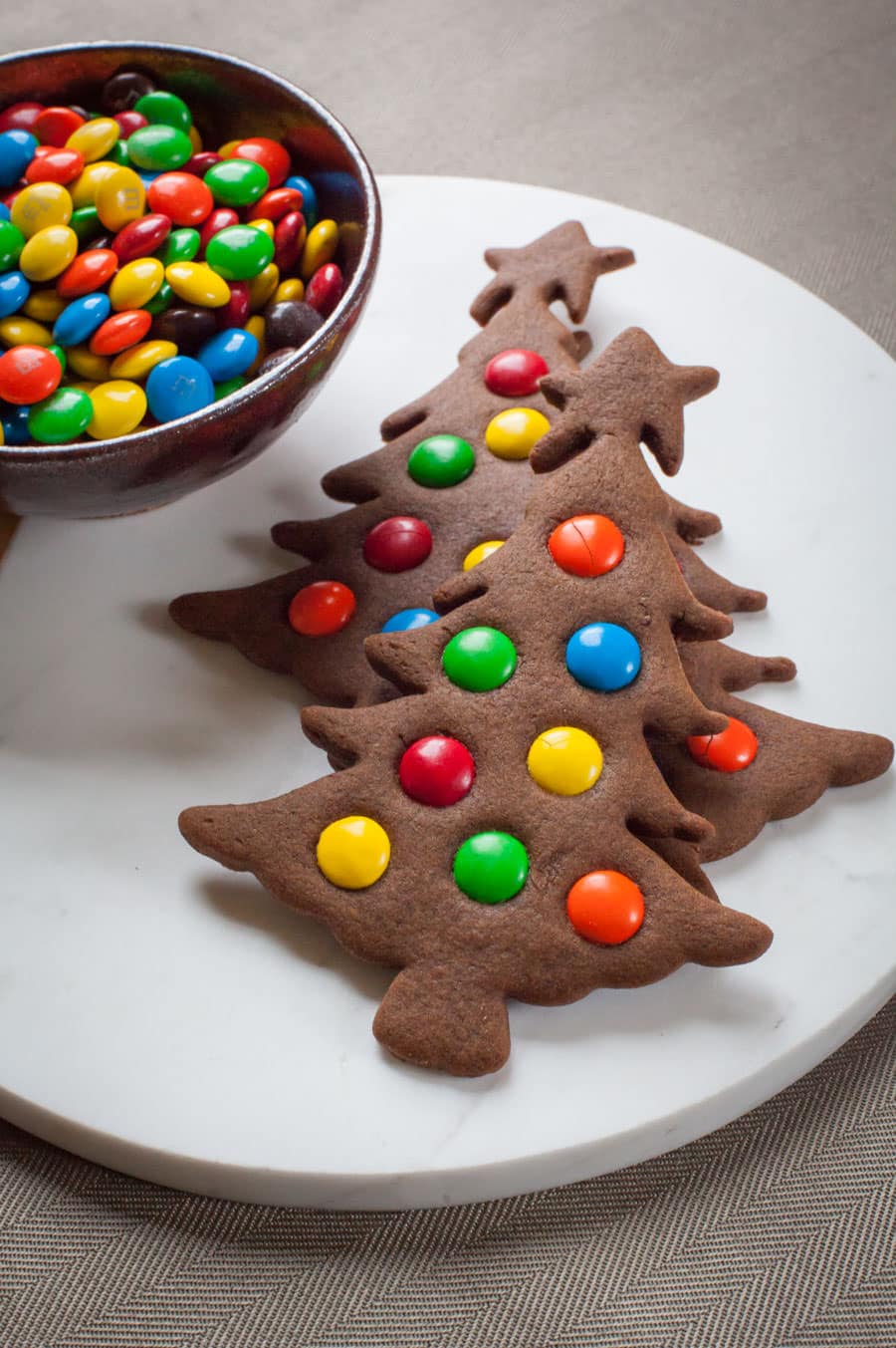 Easy to make Gingerbread Christmas Tree Cookies. Photo and recipe by Irvin Lin of Eat the Love.