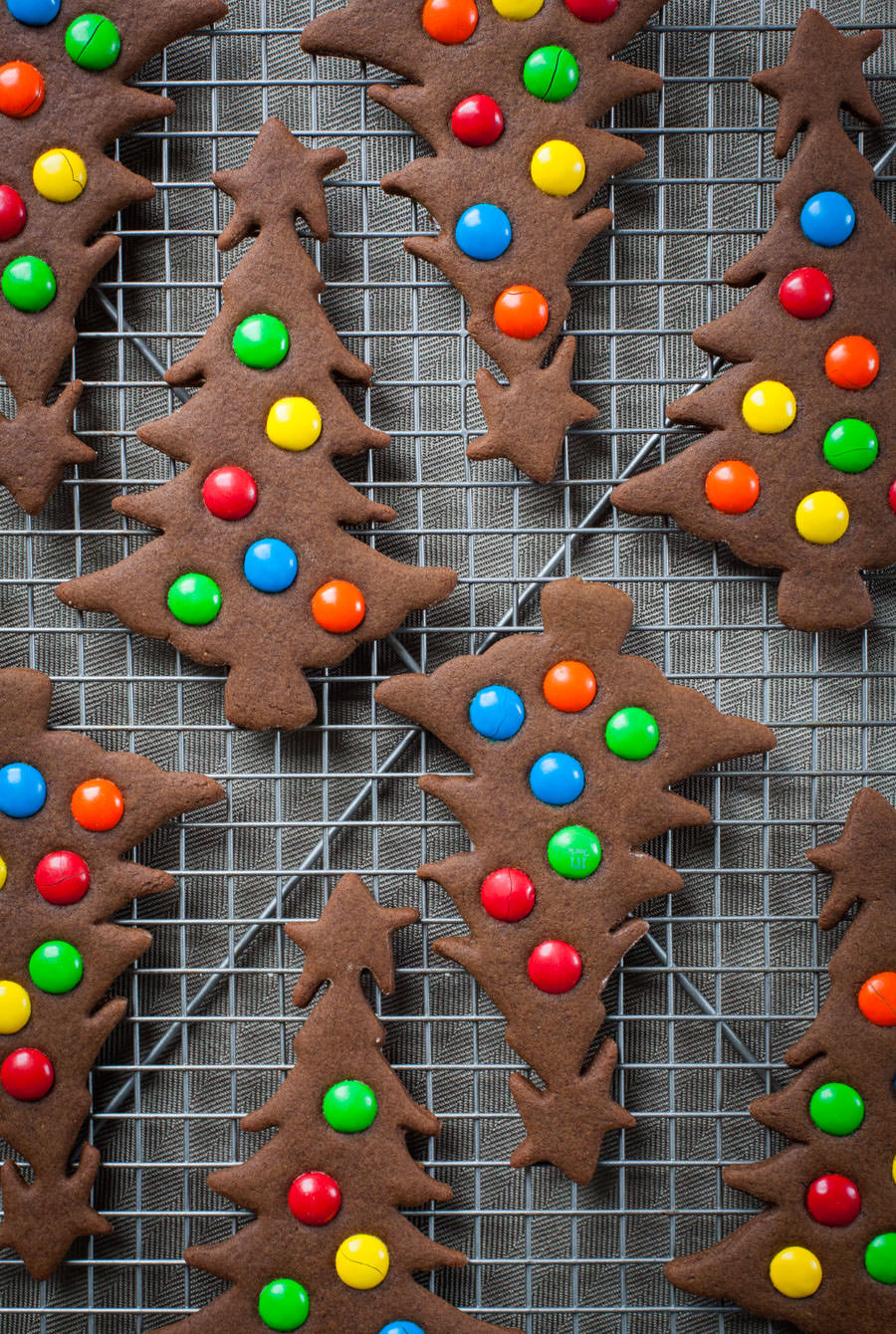 Easy to make Gingerbread Christmas Tree Cookies. Photo and recipe by Irvin Lin of Eat the Love.