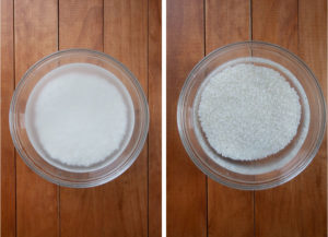 Left image is glutinous rice in a bowl covered with cloudy water. Right image is the rice washed with clear water in a bowl.